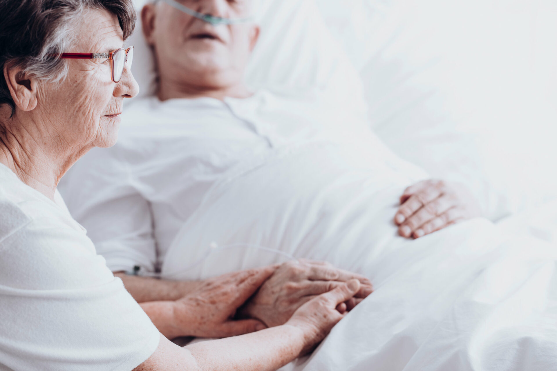 What to Expect When Hospice or Palliative Care is Called for Your Loved One