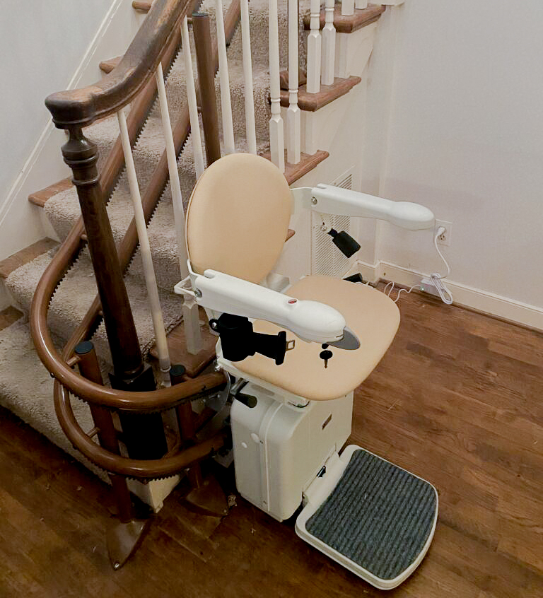 curved stairlift 2